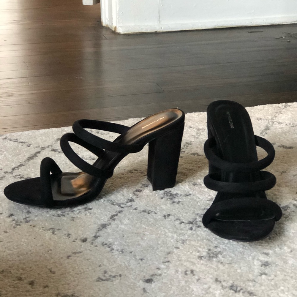Black heel